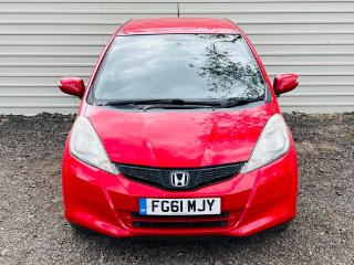 /photos/12312/8d69b0d0-c4c2-43f7-8db4-bed1f305c5e2_i320x240.jpg